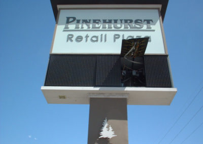 Pinehurst Retail Plaza Sign Maintenance | Graphik Display & Sign